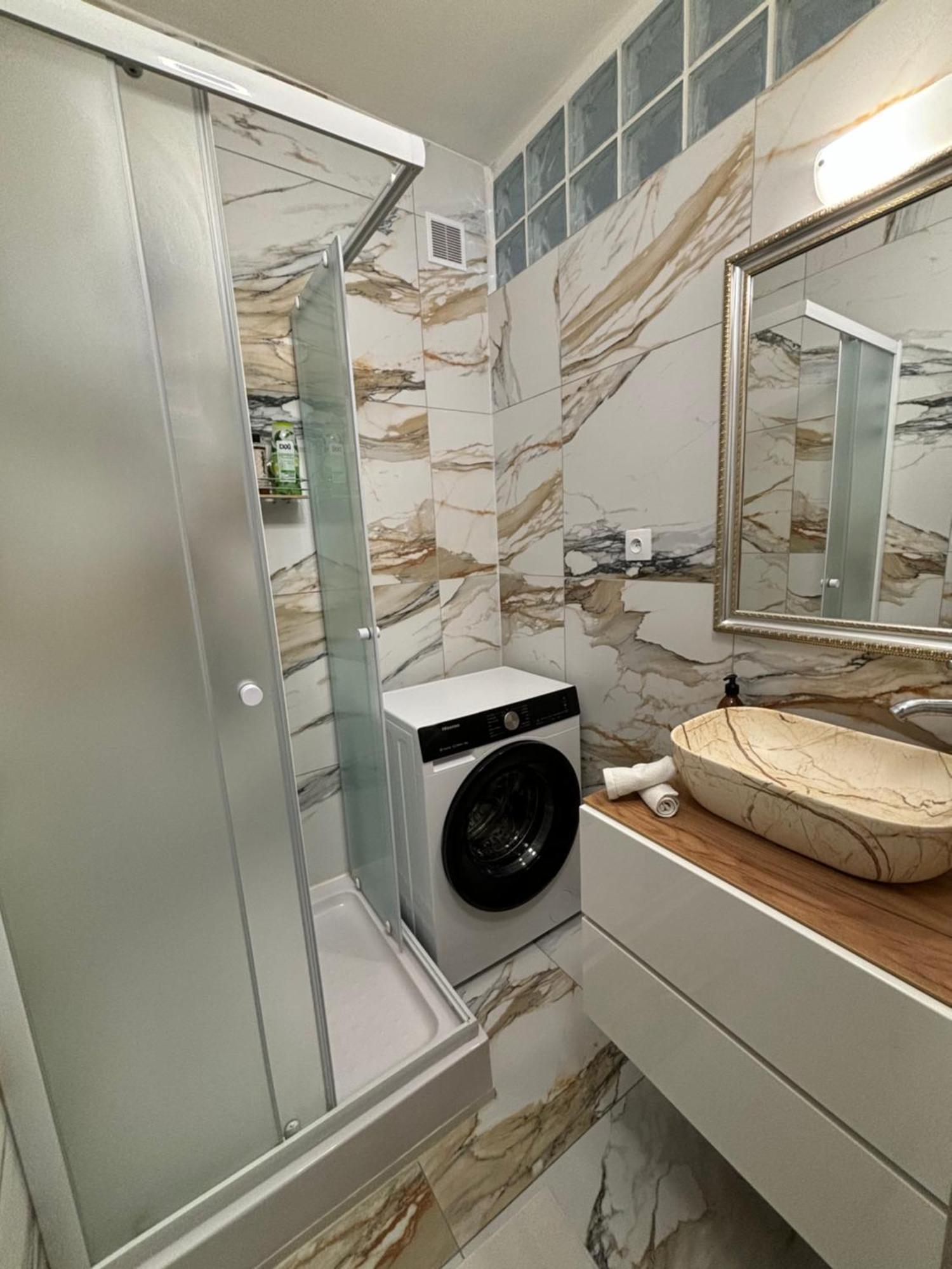City Heart Luxury Apartment Nové Zámky Eksteriør bilde