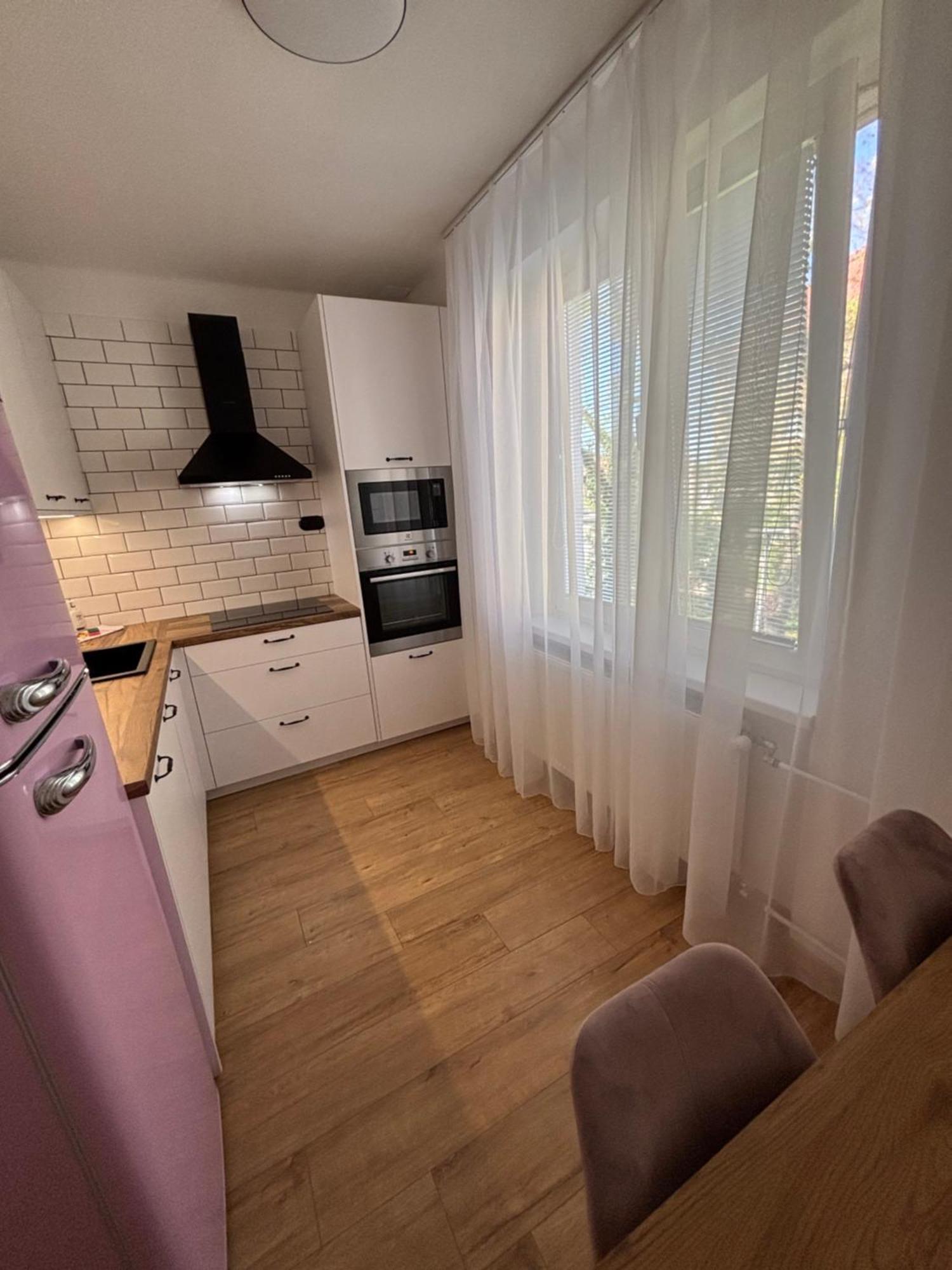 City Heart Luxury Apartment Nové Zámky Eksteriør bilde